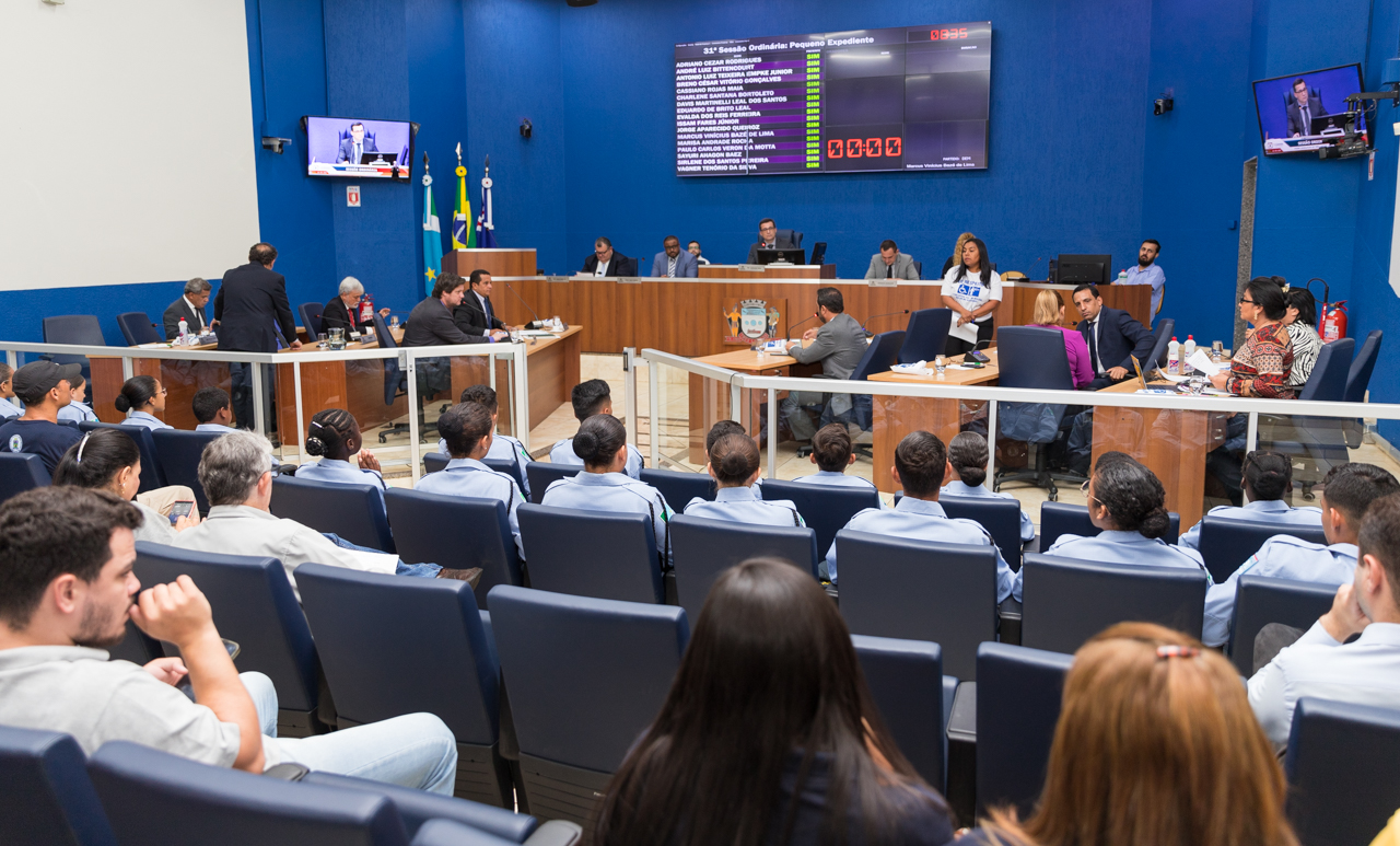 Cmara aprova projetos que garantem direitos de crianas e adolescentes