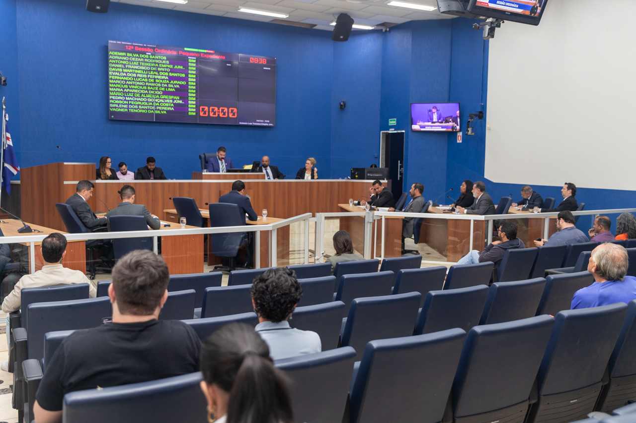 Taxa do lixo é revogada após votação na Câmara